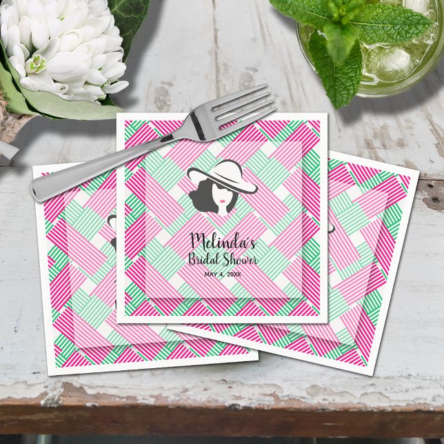 Servilleta De Papel Gran Gorra Derby Bridal Shower (Derby hat Hot pink and green diagonal stripes bridal shower cocktail napkins)