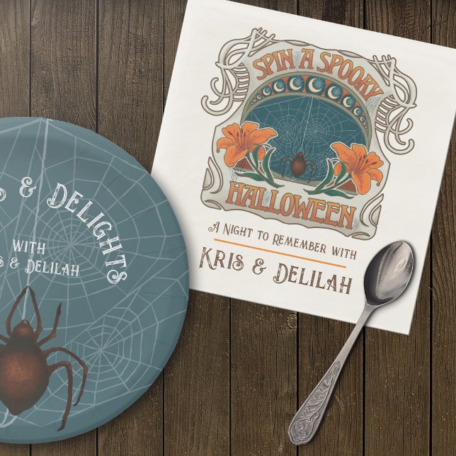 Servilleta De Papel Halloween fantasmal, personalizado (Spooky Halloween, Personalized Napkins-Shown with Matching Paper Plates from the Same Collection.)