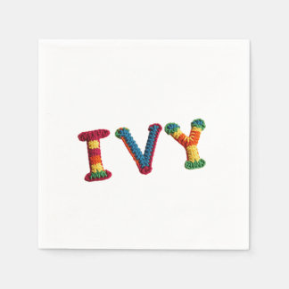Servilleta De Papel Ivy Name in Vibrant Crochet Pattern