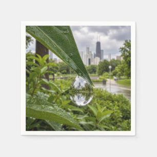 Servilleta De Papel La ciudad de Chicago reflejada en una gota de lluv
