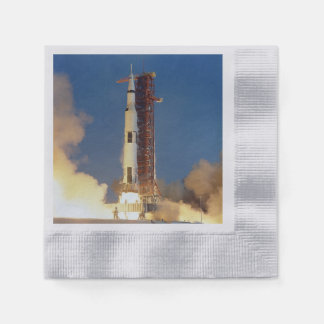 Servilleta De Papel La Tierra se sacude cuando el Saturno V ilumina el