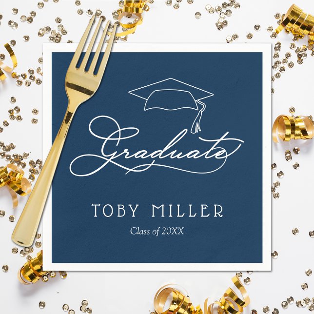 Servilleta De Papel Letra cursiva elegante | Papel de graduación azul  (White script grad cap on navy blue personalized graduation napkins, paper plates in our store)