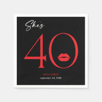 Lips rojas minimales modernas de cuarenta años