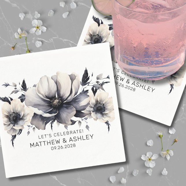 Servilleta De Papel Moderno Boda elegante de flor blanca negra (Stylish Elegant Boho Floral Black White Wedding Napkins)