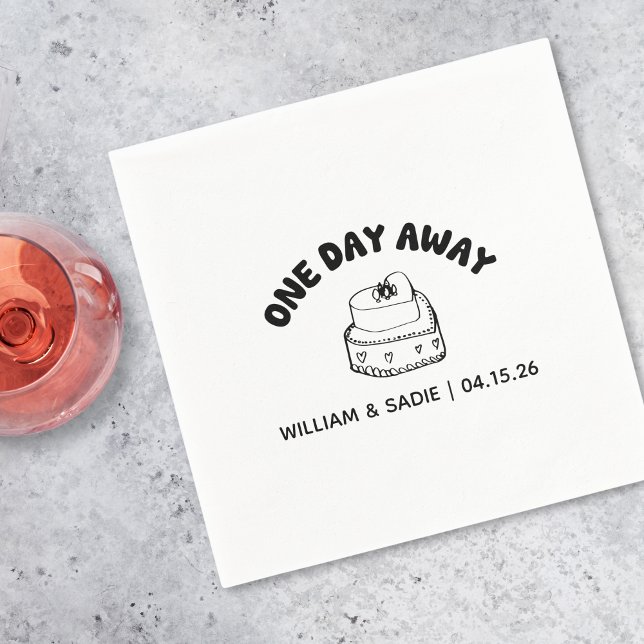 Servilleta De Papel Moderno ensayo de tarta retro en blanco y negro (One day away! Modern napkins for your rehearsal dinner, featuring a playful retro cake design.)