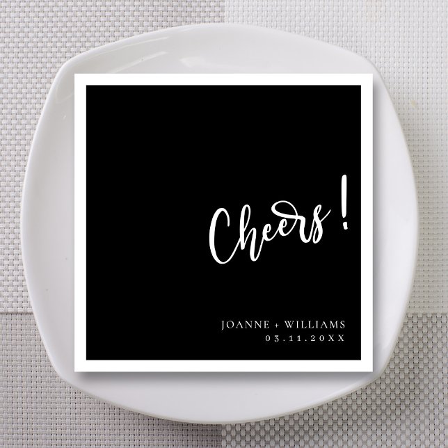Servilleta De Papel Moderno negro elegante mano Letter Chequeador Boda (Personalized modern black elegant hand lettering cheers wedding Napkins with names and date)