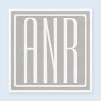 Monograma de Iniciales | Blanco Sobre Gris Claro