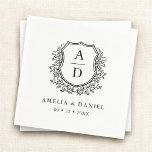 Servilleta De Papel Monograma del Boda del Escudo blanco negro floral<br><div class="desc">Elevar la celebración de su boda con las servilletas Escudo del Monograma Moderno. Con un elegante diseño de escudo monograma, estas servilletas de alta calidad añaden un toque sofisticado a cualquier evento. Perfecto para bodas, fiestas de compromiso y duchas de novias, son a la vez elegantes y funcionales, lo que...</div>