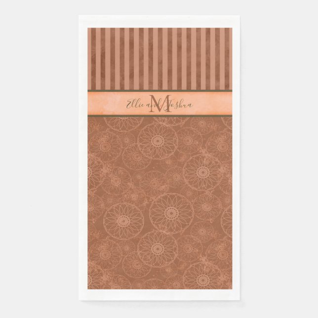 Servilleta De Papel Naranja Boho monogramado y banda geométrica marrón (Anverso)