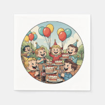 Niños disfrutando sus pasteles, refrescos y globos