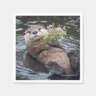 Servilleta De Papel Nutria flotando con ramo de flores silvestres