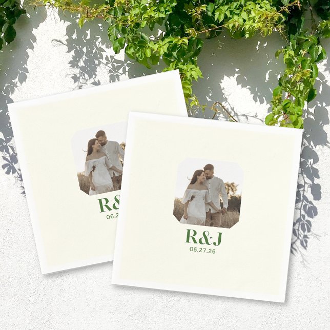 Servilleta De Papel Pareja boda Añadir foto Monograma verde (Wedding Couple Add Photo Green Monogram Napkins)