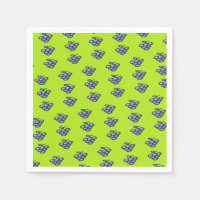 Patrón de uvas moradas en verde