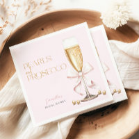 Perlas rosadas y brindis de Prosecco para despedid