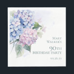 Servilleta De Papel Pink Blue Hydrangeas 90th Birthday Party<br><div class="desc">¡Estas hermosas hortensias, servilletas de almuerzo de la fiesta de cumpleaños 90 son extravagantes y sorprendentes! Con sus exquisitas hortensias azules, rosadas y púrpura con un suave lavado de acuarela detrás, son perfectas para celebrar la fiesta de cumpleaños número noventa de tu ser querido. Seleccionando Personalizar esta plantilla y tecleando...</div>