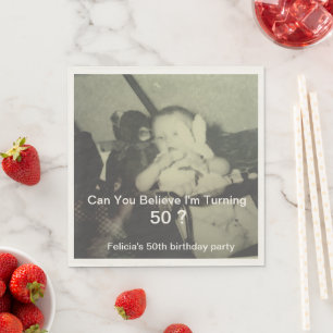 Servilleta De Papel ¿Puedes creer que cumplo 50 años? Foto de niño