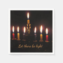 Que haya menorah ligera Hanukkah cocktail de servi