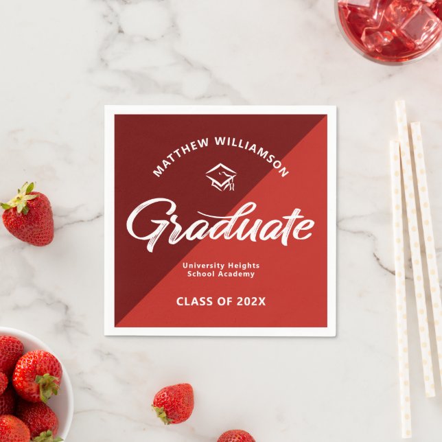 Servilleta De Papel Red Graduation Bold Retro Script Cap Icon Minimal (In situ)