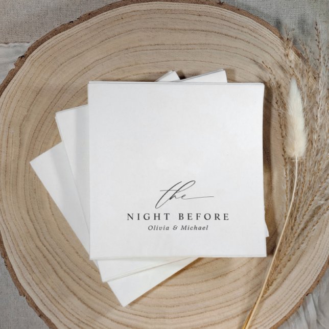Servilleta De Papel Rehearsal Dinner The Night Before Black & White (Black and white rehearsal dinner napkins with “the night before” in modern elegant minimalist style)