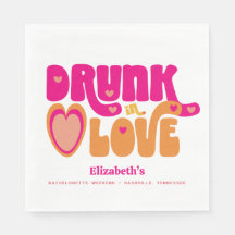 Retro Naranja rosa ebrio en la fiesta de la solter