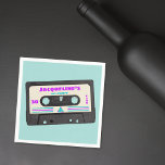 Servilleta De Papel Retro Ochties Purple Mix Tape 30th Birthday Fiesta<br><div class="desc">👉 Celebre su estilo de los años 30 con esta súper divertida servilleta de papel retro mezcla cinta fiesta decoración. El diseño tiene un estilo de los años ochenta, con rayas violetas y turquesas. ¡Este diseño hará que tu celebración sea diferente del resto! #zazzlemade - Simplemente haga clic para personalizar...</div>