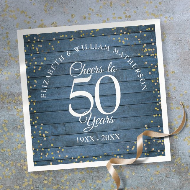 Servilleta De Papel Saludos A 50 Años Del Boda Aniversario Azul Rústic (Cheers To 50 Years Wedding Anniversary Blue Rustic Napkins)