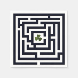 Servilleta De Papel Shamrock en el desafío del laberinto negro