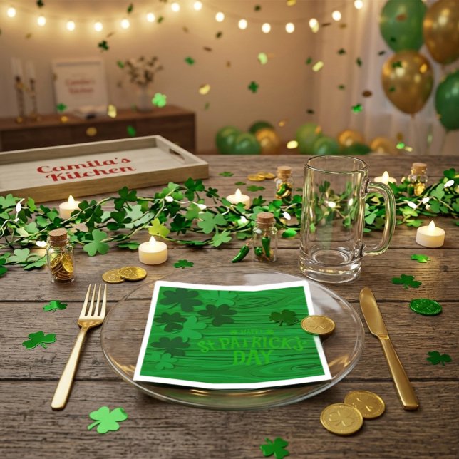 Servilleta De Papel St. Patrick's Day Layered Shamrocks Personalized  (Subido por el creador)