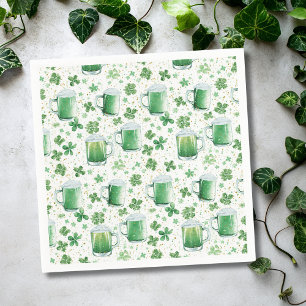 Servilleta De Papel Tazas de cerveza verde elegantes y tréboles blanco