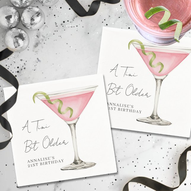 Servilleta De Papel Tini Bit Older Martini Fiesta de Cumpleaños (Tini Bit Older Martini Birthday Party Napkins)