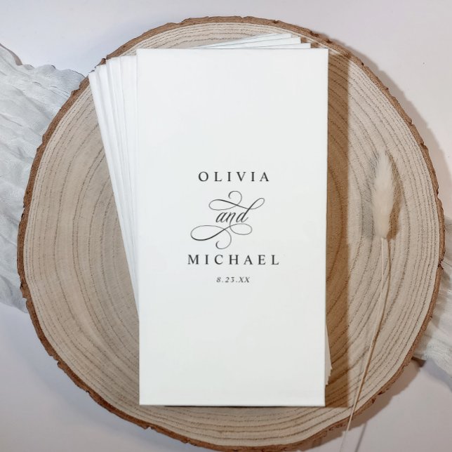 Servilleta De Papel Toallas de baño Boda personalizadas para el baño (Elegant personalized bathroom guest towels for weddings with couple’s names in script.)