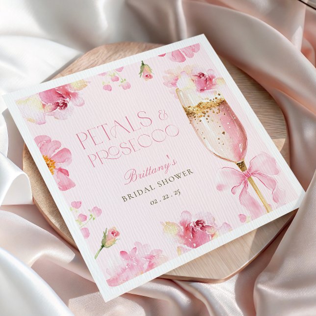 Servilleta De Papel Torta nupcial de prosecco con pétalos de rosa (Subido por el creador)
