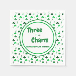 Servilleta De Papel Tres es el tercer cumpleaños de San Patricio