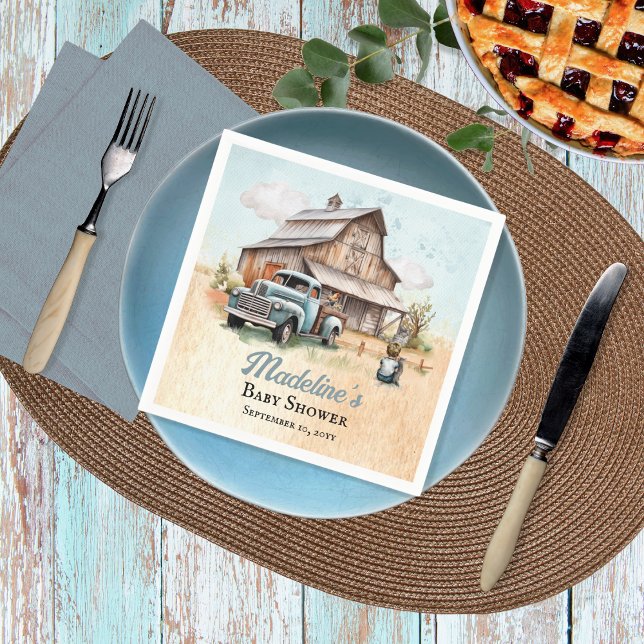 Servilleta De Papel Un Baby Shower de un pequeño granjero. ("A Cute Little Farm Boy Is On His Way!" Rustic Barn and Vintage Truck Boy Baby Shower Paper Napkins)