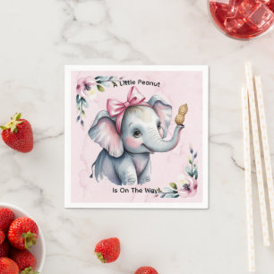 Servilleta De Papel Una pequeña maní está en camino Chica Baby Shower