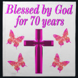 SERVILLETA DE TELA CRISTIAN PINK 70TH BIRTHDAY CROSS DISEÑN<br><div class="desc">Este cristiano y alegre de 70 años adorará celebrar cumplir 70 años con este hermoso diseño de 70 años de cruz rosa y mariposa en Tees, bolsas de té, tazas, almohadas y regalos. Delibera a su espiritual y a su Dios amando a los 70 años con un regalo de cumpleaños...</div>