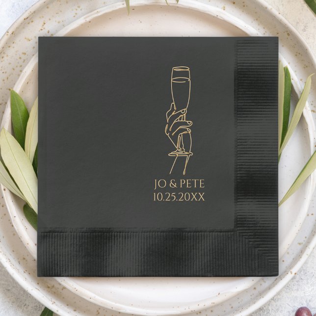 Servilletas Con Brillo Nombre personalizado de la copa de champán y fecha (custom personalized "cheers" champagne line art couples name & wedding date wedding cocktail napkins)