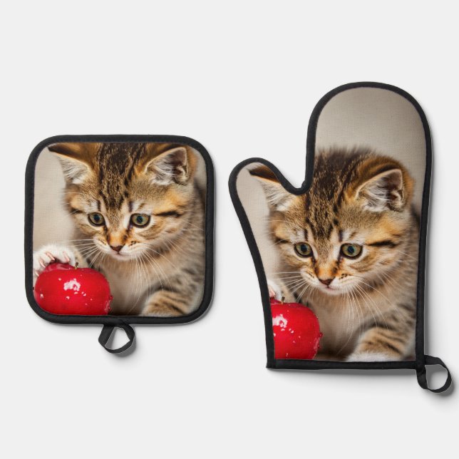 Set De Manoplas adorable kitten and love red apple  (Anverso)