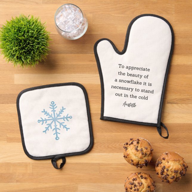 Set De Manoplas Aristotle Winter Quote Decor For Home (De arriba hacia abajo)