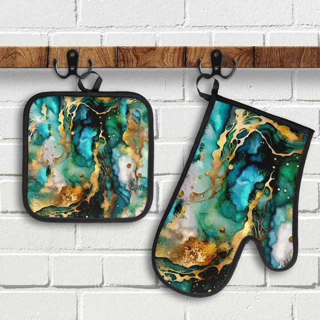 Set De Manoplas Arte abstracto de oro turquesa verde azulado (Oven mitt and pot holder set featuring a modern abstract design in teal, turquoise and glitter gold.)