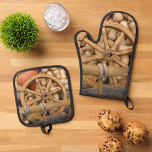 Set De Manoplas Calabazas y rueda del carrito de madera rural
