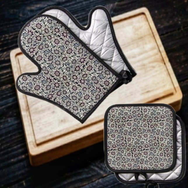Set De Manoplas Campo De Daisies (Enjoy lots of summer grilling, with this Field Of Daisies Oven Mitt & Pot Holder Set!)