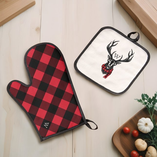 Set De Manoplas Cosmo Monograma de ciervos rojos y negros (Cozy Red & Black Buffalo Plaid Deer Monogram Oven Mitt & Pot Holder Set)