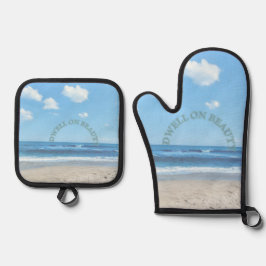 Set De Manoplas Dwell on Beauty beach scene 