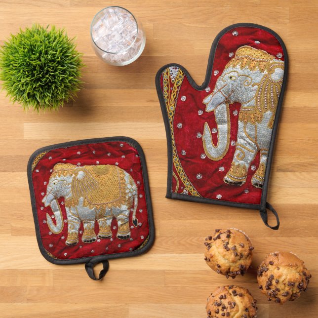 Set De Manoplas Elefante indio embellecido rojo y oro (De arriba hacia abajo)
