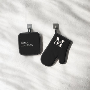 Set De Manoplas Elegante Monograma Negro