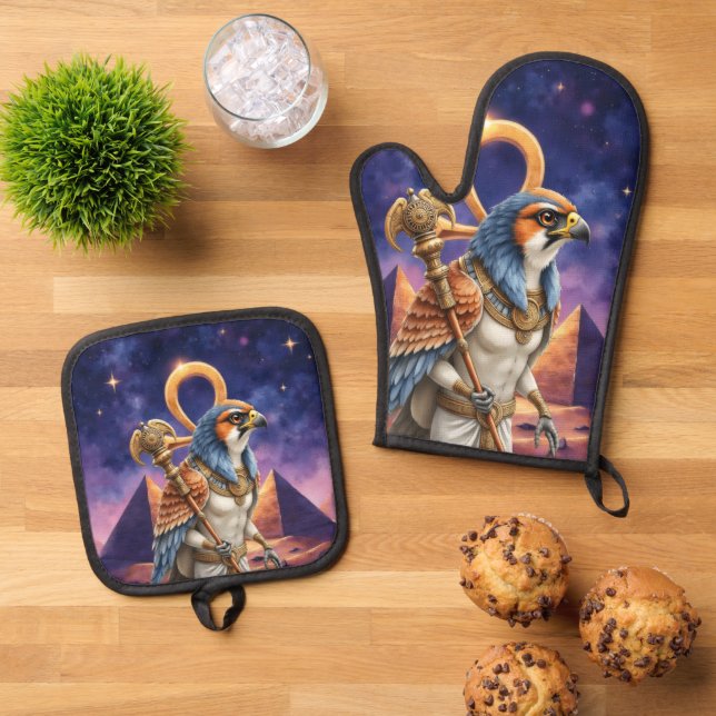 Set De Manoplas Eye of the Sun – The Eternal Falcon of the Desert  (De arriba hacia abajo)