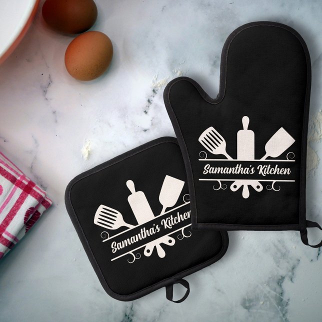 Set De Manoplas Flourish Pastry Utensils Monogram Black (Flourish Pastry Utensils Monogram Black Oven Mitt & Pot Holder Set)