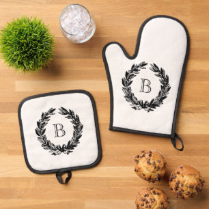 Set De Manoplas Ilustracion Wreath Boda Monograma