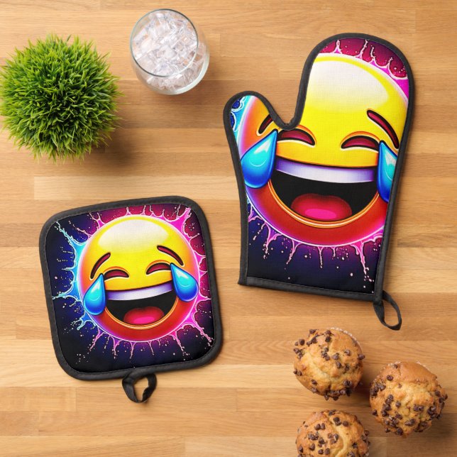 Set De Manoplas Joyful Splash: Laughing Emoji Art (De arriba hacia abajo)
